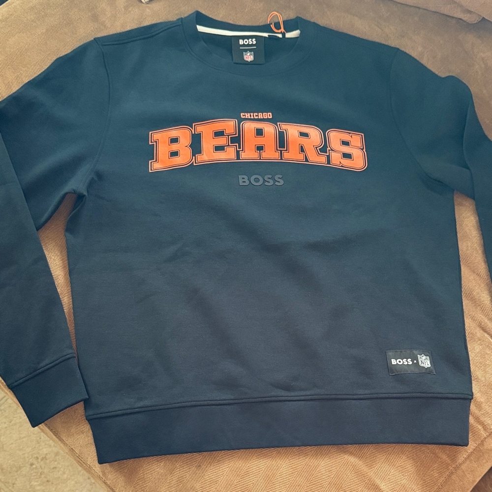 BOSS Men's Navy and Orange Crewneck Sweater